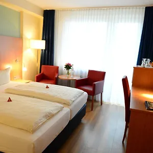 https://hotel-national-duesseldorf.topcolognehotels.com